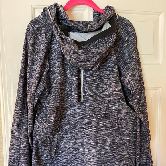 Lululemon Athletica Jacket - Picture 3 of 6